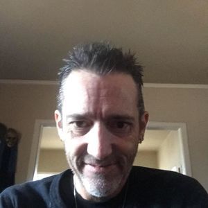 Meet your Posher, Clint